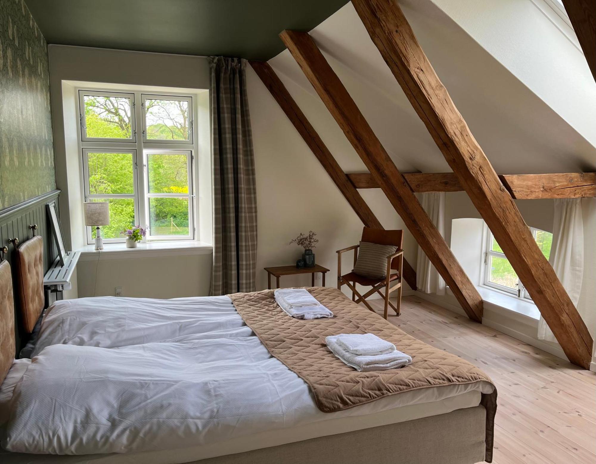 Reballegaard Bed & Breakfast Хорсенс Экстерьер фото